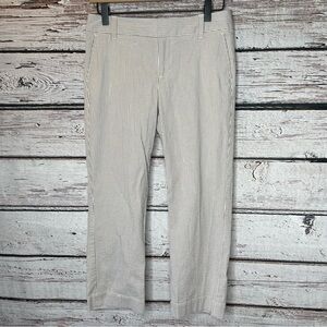 GAP Curvy Fit Cropped Leg Seersucker Pant Beige‎ White Pin Striped Size 1